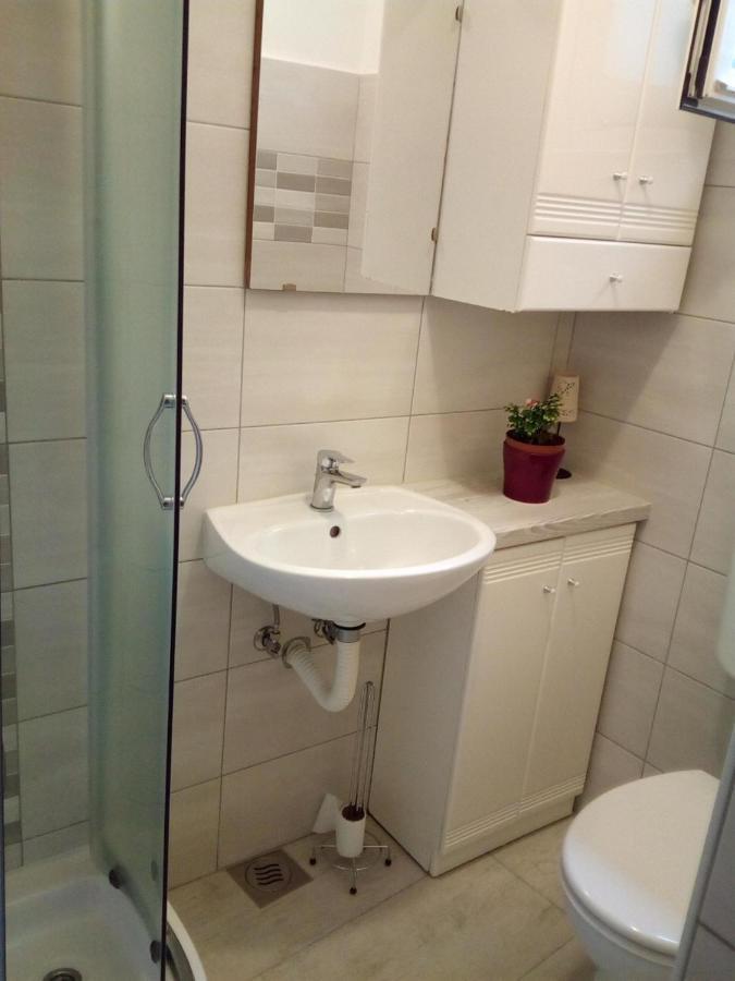 Apartment Nadija Брсеч Экстерьер фото